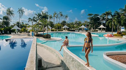 Marn infinity pool, temporarily closed.